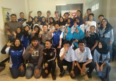 AXC Gelar Workshop Hour of Code dan Membuat Saron Simulator