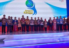 16 Kepala Daerah Menerima Anugerah Kihajar 2018