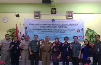 KOMINFO Sosialisasikan In-CAKAP Di SMA Negeri 50 Jakarta Timur
