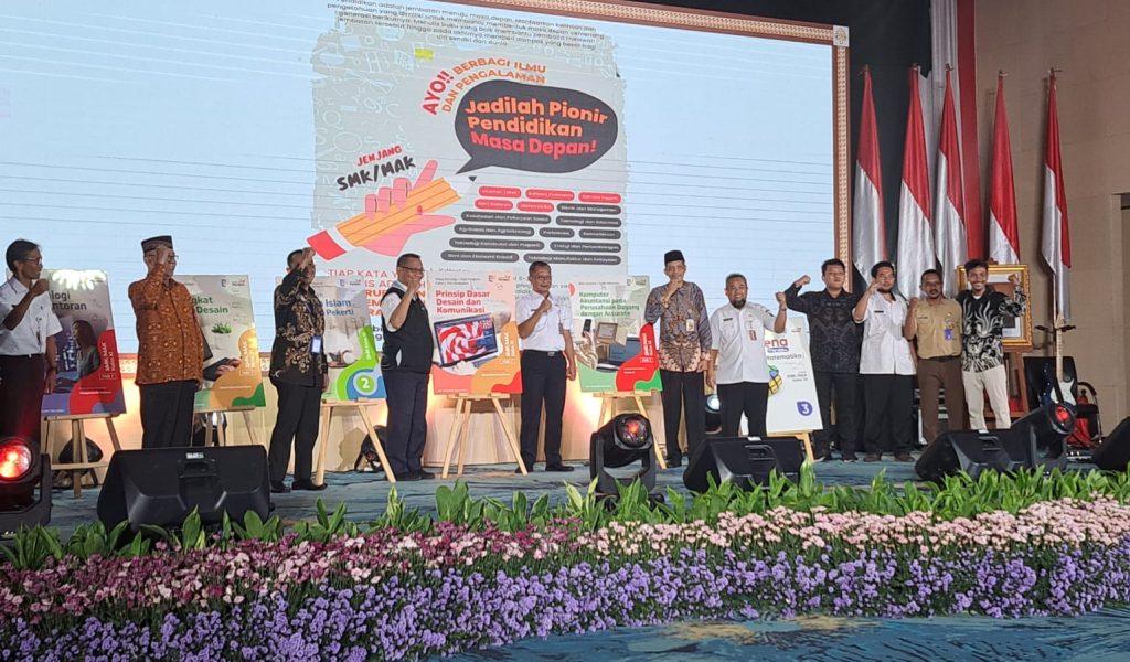 Guru-Guru SMK DKI Jakarta Terbitkan Buku Baru